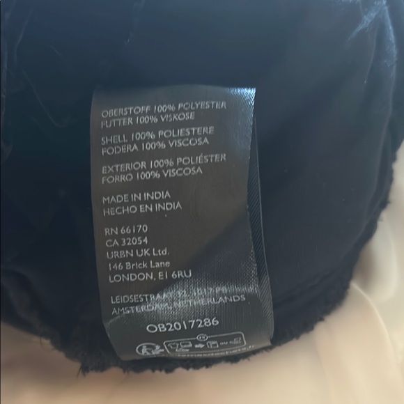 Free People Black Crochet Blouse and matching skirt - Picture 5 of 5